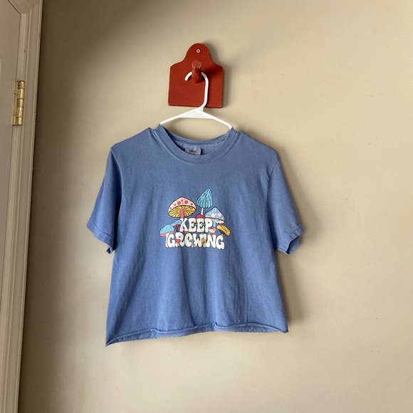 Comfort Colors Blue Keep Growing Mushroom Crop Graphic Tee S - Picture 1 of 6